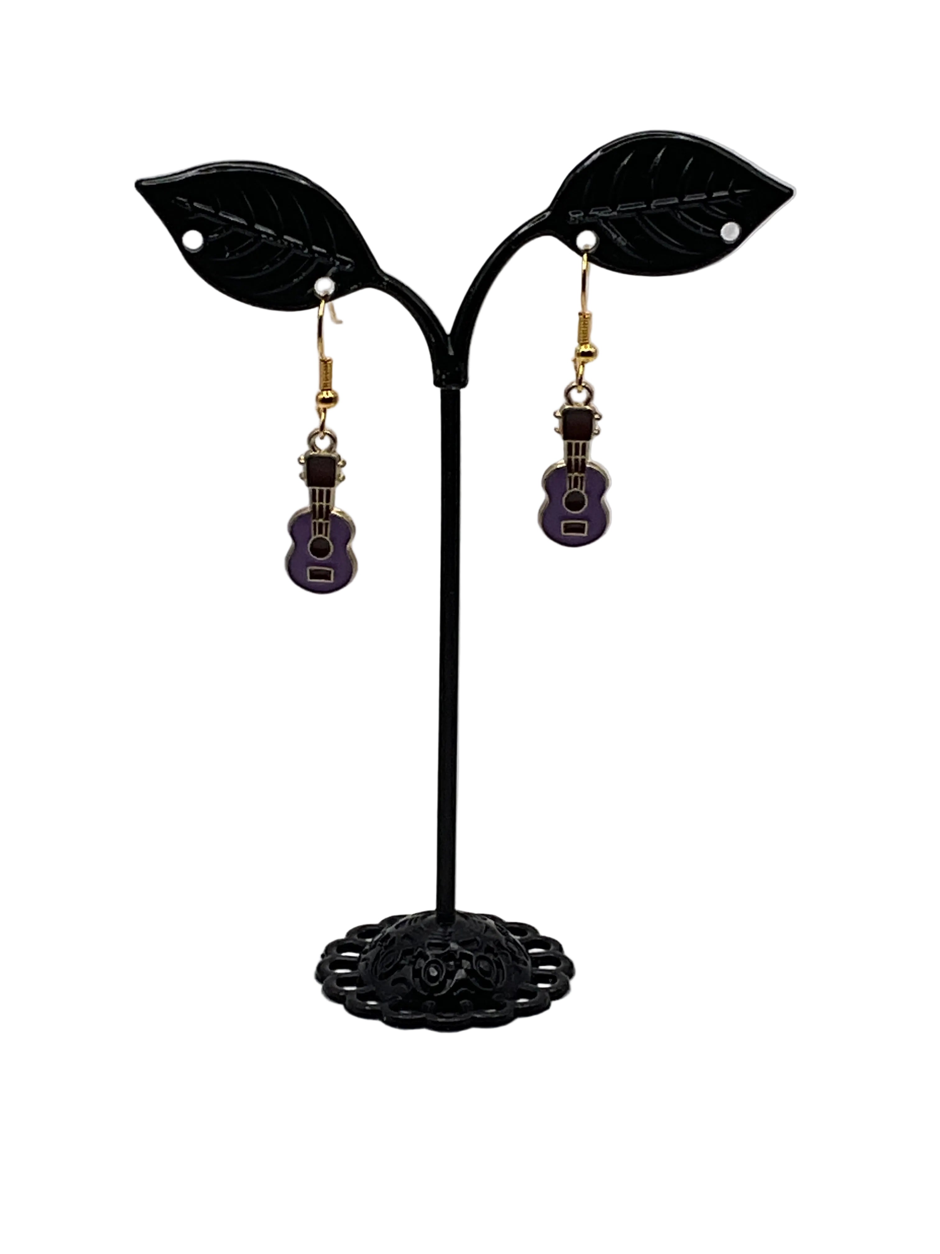 Musical instruments and note earrings